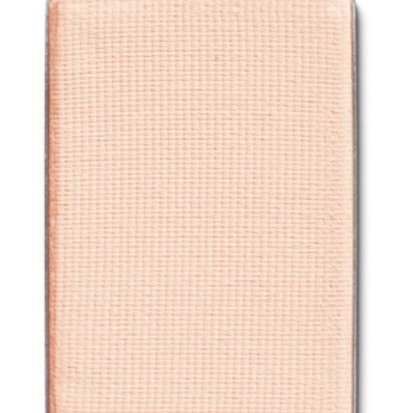 Mary Kay Blossom Eyeshadow - Picture 1 of 3